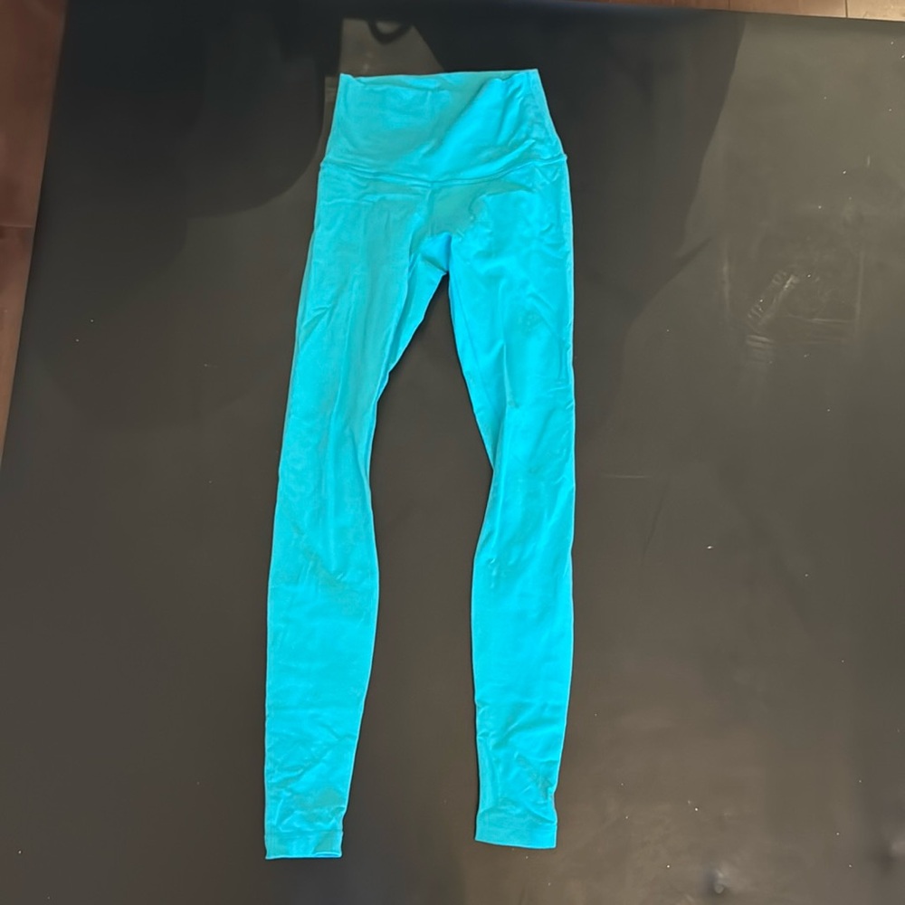 Lululemon High-waisted Legging- like new!